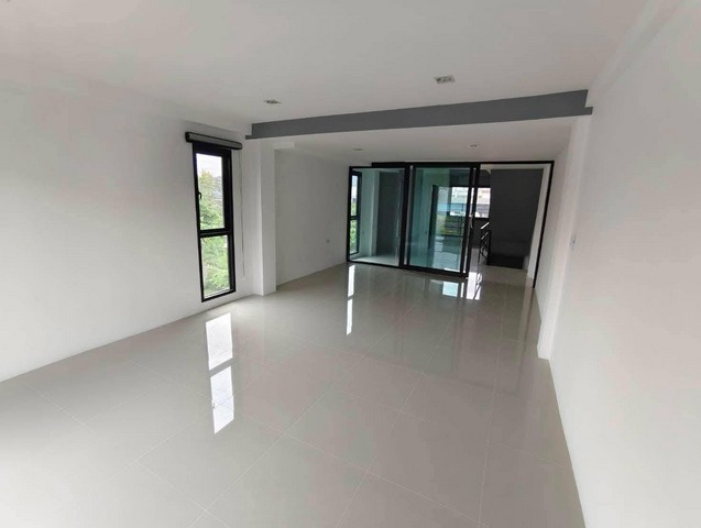 ประกาศฟรี! ซื้อ-ขาย-เช่า คอนโด บ้าน ทาวน์โฮม ที่ดิน และพื้นที่เชิงพาณิชย์ทั่วประเทศไทย ทุกทำเล ทุกงบประมาณ ไม่มีค่าใช้จ่าย ลงง่าย ขายไว เข้าถึงผู้ซื้อโดยตรง 4 519301pic3.jpg