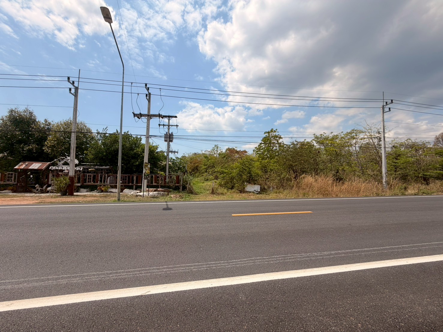 ประกาศฟรี! ซื้อ-ขาย-เช่า คอนโด บ้าน ทาวน์โฮม ที่ดิน และพื้นที่เชิงพาณิชย์ทั่วประเทศไทย ทุกทำเล ทุกงบประมาณ ไม่มีค่าใช้จ่าย ลงง่าย ขายไว เข้าถึงผู้ซื้อโดยตรง 5 317955pic4.jpg