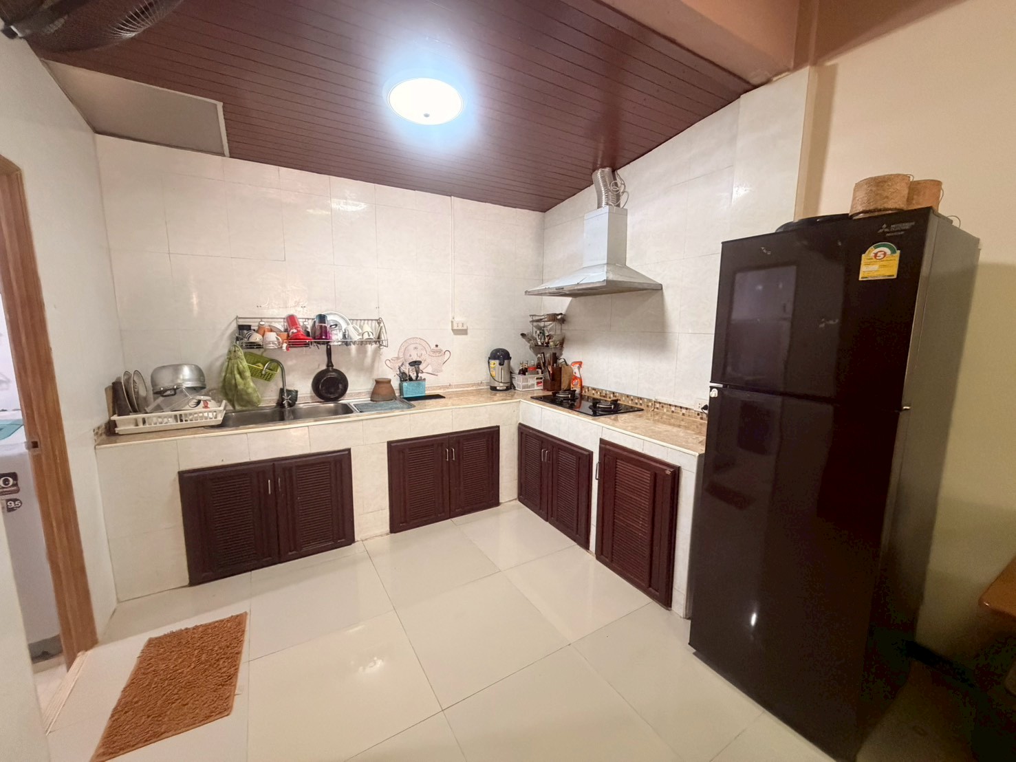 ประกาศฟรี! ซื้อ-ขาย-เช่า คอนโด บ้าน ทาวน์โฮม ที่ดิน และพื้นที่เชิงพาณิชย์ทั่วประเทศไทย ทุกทำเล ทุกงบประมาณ ไม่มีค่าใช้จ่าย ลงง่าย ขายไว เข้าถึงผู้ซื้อโดยตรง 5 317950pic4.jpg