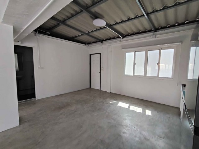 ประกาศฟรี! ซื้อ-ขาย-เช่า คอนโด บ้าน ทาวน์โฮม ที่ดิน และพื้นที่เชิงพาณิชย์ทั่วประเทศไทย ทุกทำเล ทุกงบประมาณ ไม่มีค่าใช้จ่าย ลงง่าย ขายไว เข้าถึงผู้ซื้อโดยตรง 3 516735pic2.jpg