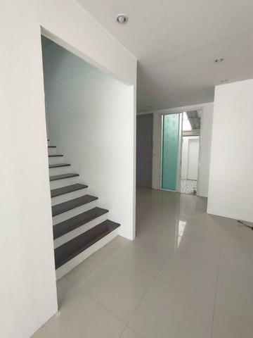 ประกาศฟรี! ซื้อ-ขาย-เช่า คอนโด บ้าน ทาวน์โฮม ที่ดิน และพื้นที่เชิงพาณิชย์ทั่วประเทศไทย ทุกทำเล ทุกงบประมาณ ไม่มีค่าใช้จ่าย ลงง่าย ขายไว เข้าถึงผู้ซื้อโดยตรง 4 511156pic3.jpg