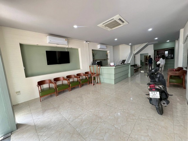 ประกาศฟรี! ซื้อ-ขาย-เช่า คอนโด บ้าน ทาวน์โฮม ที่ดิน และพื้นที่เชิงพาณิชย์ทั่วประเทศไทย ทุกทำเล ทุกงบประมาณ ไม่มีค่าใช้จ่าย ลงง่าย ขายไว เข้าถึงผู้ซื้อโดยตรง 4 317971pic3.jpg