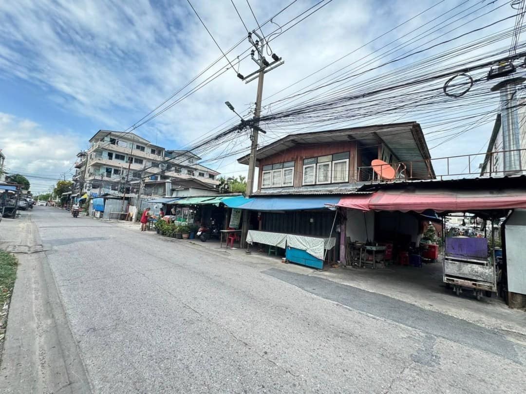 ประกาศฟรี! ซื้อ-ขาย-เช่า คอนโด บ้าน ทาวน์โฮม ที่ดิน และพื้นที่เชิงพาณิชย์ทั่วประเทศไทย ทุกทำเล ทุกงบประมาณ ไม่มีค่าใช้จ่าย ลงง่าย ขายไว เข้าถึงผู้ซื้อโดยตรง 4 317966pic3.jpg