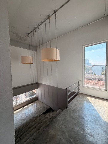 ประกาศฟรี! ซื้อ-ขาย-เช่า คอนโด บ้าน ทาวน์โฮม ที่ดิน และพื้นที่เชิงพาณิชย์ทั่วประเทศไทย ทุกทำเล ทุกงบประมาณ ไม่มีค่าใช้จ่าย ลงง่าย ขายไว เข้าถึงผู้ซื้อโดยตรง 4 519898pic3.jpg