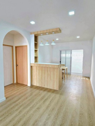 ประกาศฟรี! ซื้อ-ขาย-เช่า คอนโด บ้าน ทาวน์โฮม ที่ดิน และพื้นที่เชิงพาณิชย์ทั่วประเทศไทย ทุกทำเล ทุกงบประมาณ ไม่มีค่าใช้จ่าย ลงง่าย ขายไว เข้าถึงผู้ซื้อโดยตรง 4 259879pic3.jpg