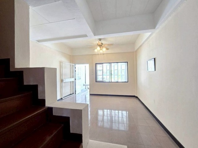 ประกาศฟรี! ซื้อ-ขาย-เช่า คอนโด บ้าน ทาวน์โฮม ที่ดิน และพื้นที่เชิงพาณิชย์ทั่วประเทศไทย ทุกทำเล ทุกงบประมาณ ไม่มีค่าใช้จ่าย ลงง่าย ขายไว เข้าถึงผู้ซื้อโดยตรง 4 259864pic3.jpg