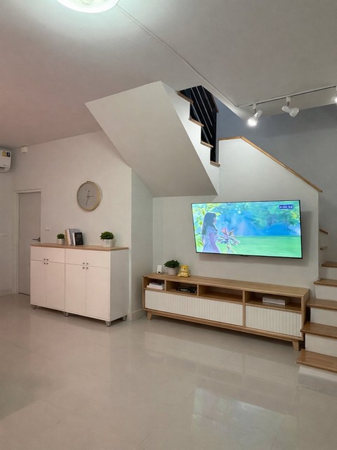 ประกาศฟรี! ซื้อ-ขาย-เช่า คอนโด บ้าน ทาวน์โฮม ที่ดิน และพื้นที่เชิงพาณิชย์ทั่วประเทศไทย ทุกทำเล ทุกงบประมาณ ไม่มีค่าใช้จ่าย ลงง่าย ขายไว เข้าถึงผู้ซื้อโดยตรง 3 516829pic2.jpg