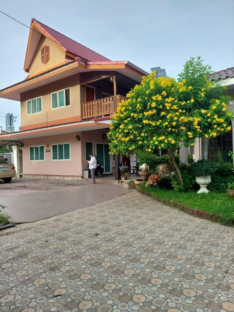 ประกาศฟรี! ซื้อ-ขาย-เช่า คอนโด บ้าน ทาวน์โฮม ที่ดิน และพื้นที่เชิงพาณิชย์ทั่วประเทศไทย ทุกทำเล ทุกงบประมาณ ไม่มีค่าใช้จ่าย ลงง่าย ขายไว เข้าถึงผู้ซื้อโดยตรง 4 517020pic3.jpg