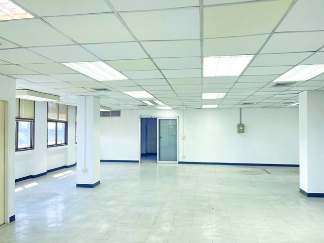 ประกาศฟรี! ซื้อ-ขาย-เช่า คอนโด บ้าน ทาวน์โฮม ที่ดิน และพื้นที่เชิงพาณิชย์ทั่วประเทศไทย ทุกทำเล ทุกงบประมาณ ไม่มีค่าใช้จ่าย ลงง่าย ขายไว เข้าถึงผู้ซื้อโดยตรง 5 317981pic4.jpg