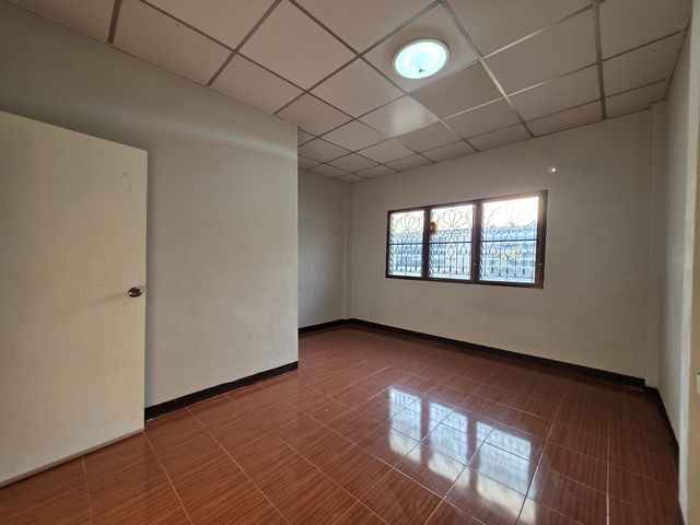 ประกาศฟรี! ซื้อ-ขาย-เช่า คอนโด บ้าน ทาวน์โฮม ที่ดิน และพื้นที่เชิงพาณิชย์ทั่วประเทศไทย ทุกทำเล ทุกงบประมาณ ไม่มีค่าใช้จ่าย ลงง่าย ขายไว เข้าถึงผู้ซื้อโดยตรง 4 259992pic3.jpg