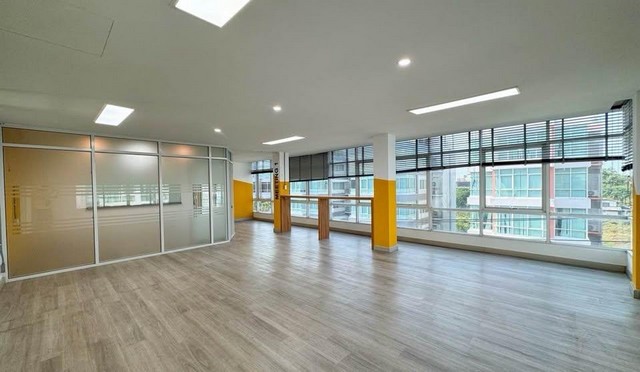 ประกาศฟรี! ซื้อ-ขาย-เช่า คอนโด บ้าน ทาวน์โฮม ที่ดิน และพื้นที่เชิงพาณิชย์ทั่วประเทศไทย ทุกทำเล ทุกงบประมาณ ไม่มีค่าใช้จ่าย ลงง่าย ขายไว เข้าถึงผู้ซื้อโดยตรง 2 517127pic1.jpg