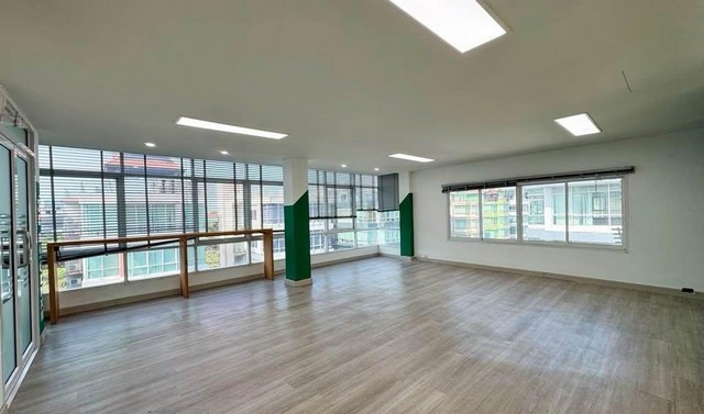 ประกาศฟรี! ซื้อ-ขาย-เช่า คอนโด บ้าน ทาวน์โฮม ที่ดิน และพื้นที่เชิงพาณิชย์ทั่วประเทศไทย ทุกทำเล ทุกงบประมาณ ไม่มีค่าใช้จ่าย ลงง่าย ขายไว เข้าถึงผู้ซื้อโดยตรง 3 517127pic2.jpg