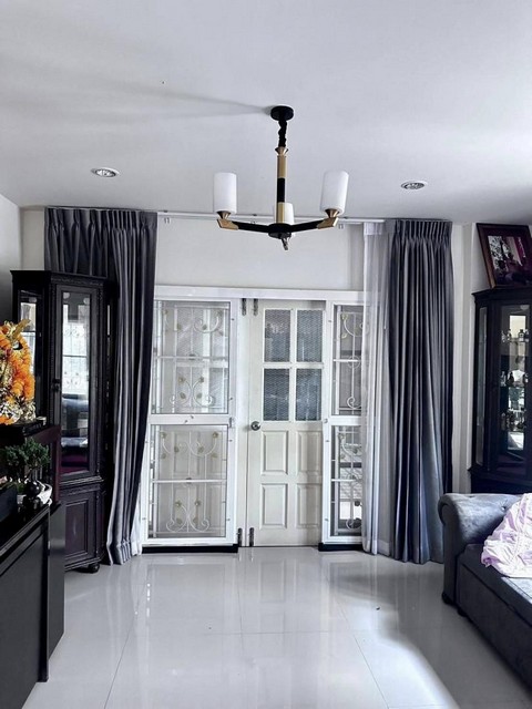 ประกาศฟรี! ซื้อ-ขาย-เช่า คอนโด บ้าน ทาวน์โฮม ที่ดิน และพื้นที่เชิงพาณิชย์ทั่วประเทศไทย ทุกทำเล ทุกงบประมาณ ไม่มีค่าใช้จ่าย ลงง่าย ขายไว เข้าถึงผู้ซื้อโดยตรง 5 517103pic4.jpg