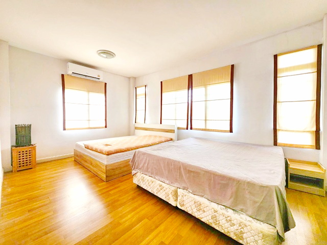 ประกาศฟรี! ซื้อ-ขาย-เช่า คอนโด บ้าน ทาวน์โฮม ที่ดิน และพื้นที่เชิงพาณิชย์ทั่วประเทศไทย ทุกทำเล ทุกงบประมาณ ไม่มีค่าใช้จ่าย ลงง่าย ขายไว เข้าถึงผู้ซื้อโดยตรง 4 260073pic3.jpg