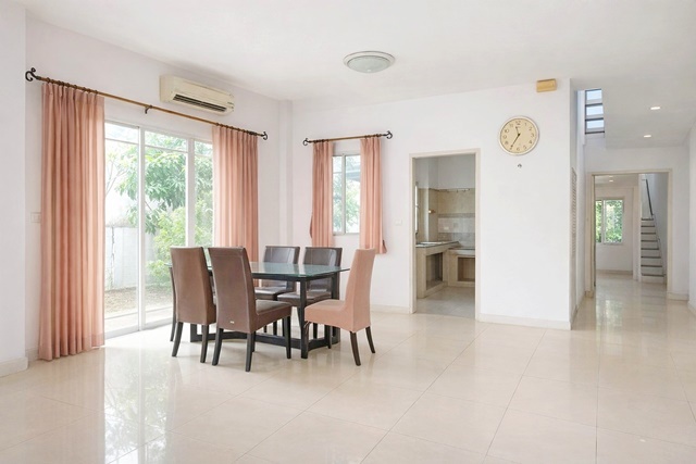 ประกาศฟรี! ซื้อ-ขาย-เช่า คอนโด บ้าน ทาวน์โฮม ที่ดิน และพื้นที่เชิงพาณิชย์ทั่วประเทศไทย ทุกทำเล ทุกงบประมาณ ไม่มีค่าใช้จ่าย ลงง่าย ขายไว เข้าถึงผู้ซื้อโดยตรง 5 260073pic4.jpg