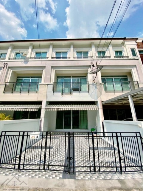 ประกาศฟรี! ซื้อ-ขาย-เช่า คอนโด บ้าน ทาวน์โฮม ที่ดิน และพื้นที่เชิงพาณิชย์ทั่วประเทศไทย ทุกทำเล ทุกงบประมาณ ไม่มีค่าใช้จ่าย ลงง่าย ขายไว เข้าถึงผู้ซื้อโดยตรง 2 520123pic1.jpg