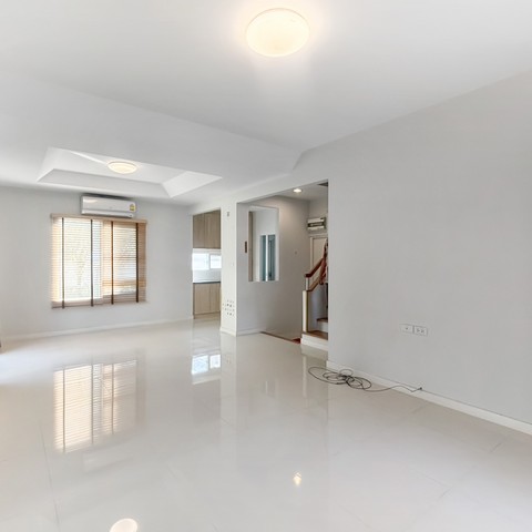 ประกาศฟรี! ซื้อ-ขาย-เช่า คอนโด บ้าน ทาวน์โฮม ที่ดิน และพื้นที่เชิงพาณิชย์ทั่วประเทศไทย ทุกทำเล ทุกงบประมาณ ไม่มีค่าใช้จ่าย ลงง่าย ขายไว เข้าถึงผู้ซื้อโดยตรง 5 318109pic4.jpg