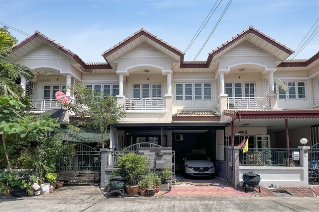 ประกาศฟรี! ซื้อ-ขาย-เช่า คอนโด บ้าน ทาวน์โฮม ที่ดิน และพื้นที่เชิงพาณิชย์ทั่วประเทศไทย ทุกทำเล ทุกงบประมาณ ไม่มีค่าใช้จ่าย ลงง่าย ขายไว เข้าถึงผู้ซื้อโดยตรง 2 318108pic1.jpg