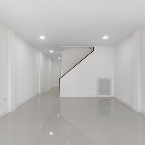 ประกาศฟรี! ซื้อ-ขาย-เช่า คอนโด บ้าน ทาวน์โฮม ที่ดิน และพื้นที่เชิงพาณิชย์ทั่วประเทศไทย ทุกทำเล ทุกงบประมาณ ไม่มีค่าใช้จ่าย ลงง่าย ขายไว เข้าถึงผู้ซื้อโดยตรง 4 318107pic3.jpg