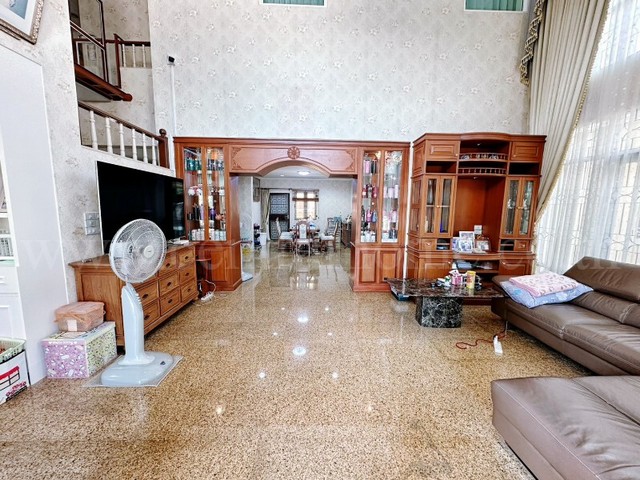 ประกาศฟรี! ซื้อ-ขาย-เช่า คอนโด บ้าน ทาวน์โฮม ที่ดิน และพื้นที่เชิงพาณิชย์ทั่วประเทศไทย ทุกทำเล ทุกงบประมาณ ไม่มีค่าใช้จ่าย ลงง่าย ขายไว เข้าถึงผู้ซื้อโดยตรง 4 259754pic3.jpg