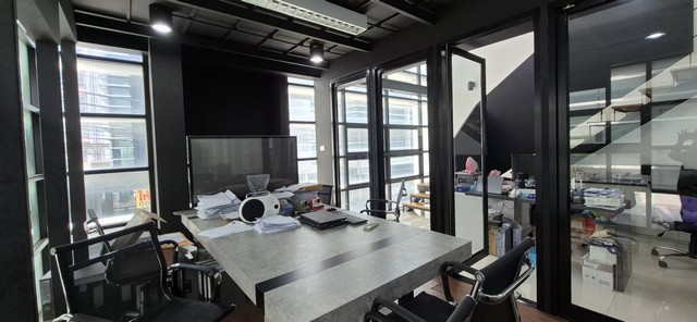 ประกาศฟรี! ซื้อ-ขาย-เช่า คอนโด บ้าน ทาวน์โฮม ที่ดิน และพื้นที่เชิงพาณิชย์ทั่วประเทศไทย ทุกทำเล ทุกงบประมาณ ไม่มีค่าใช้จ่าย ลงง่าย ขายไว เข้าถึงผู้ซื้อโดยตรง 5 260654pic4.jpg