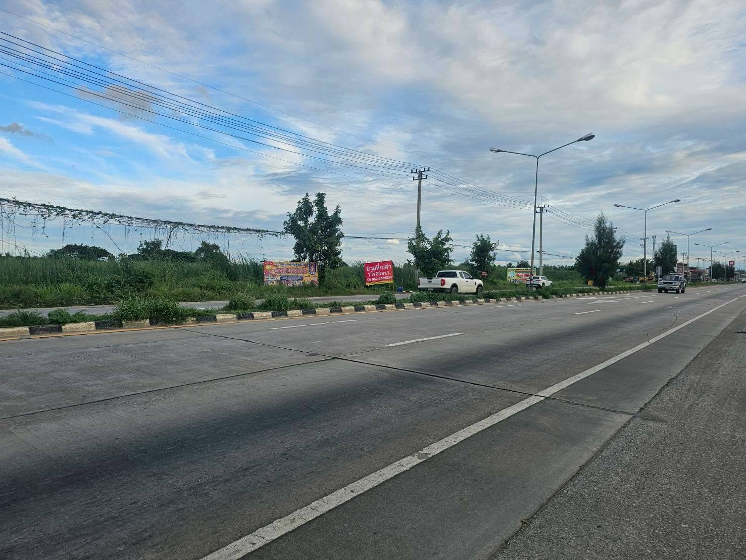 ประกาศฟรี! ซื้อ-ขาย-เช่า คอนโด บ้าน ทาวน์โฮม ที่ดิน และพื้นที่เชิงพาณิชย์ทั่วประเทศไทย ทุกทำเล ทุกงบประมาณ ไม่มีค่าใช้จ่าย ลงง่าย ขายไว เข้าถึงผู้ซื้อโดยตรง 4 318121pic3.jpg