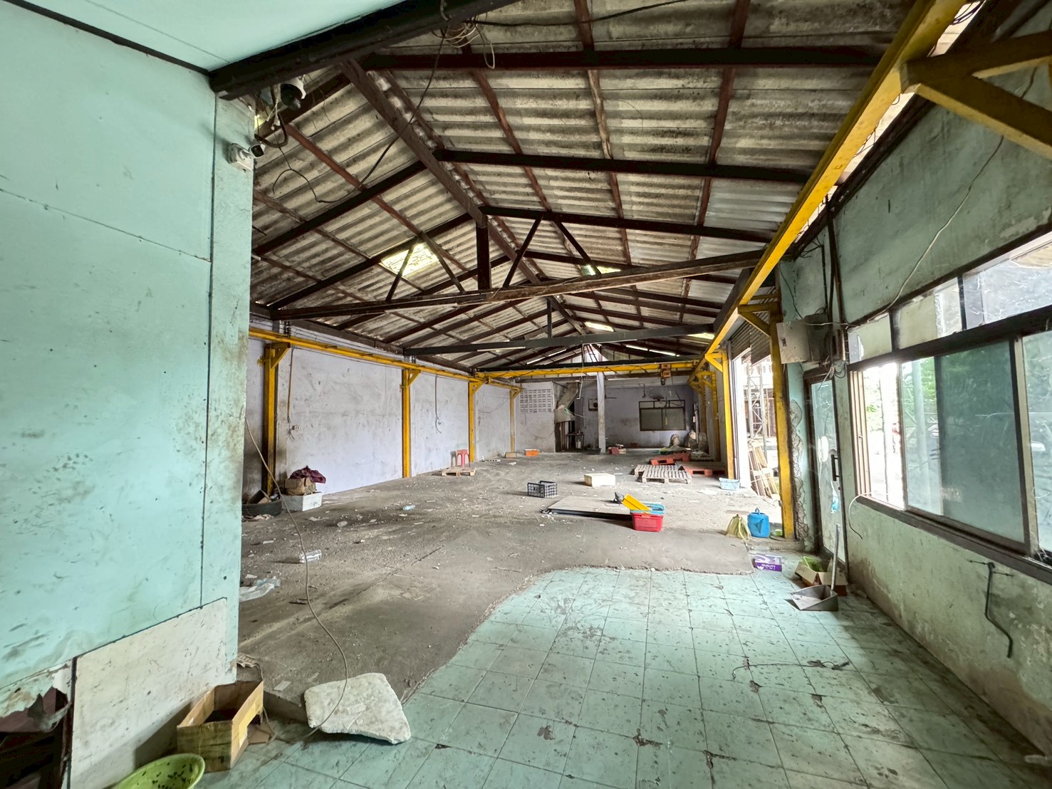 ประกาศฟรี! ซื้อ-ขาย-เช่า คอนโด บ้าน ทาวน์โฮม ที่ดิน และพื้นที่เชิงพาณิชย์ทั่วประเทศไทย ทุกทำเล ทุกงบประมาณ ไม่มีค่าใช้จ่าย ลงง่าย ขายไว เข้าถึงผู้ซื้อโดยตรง 3 318119pic2.jpg