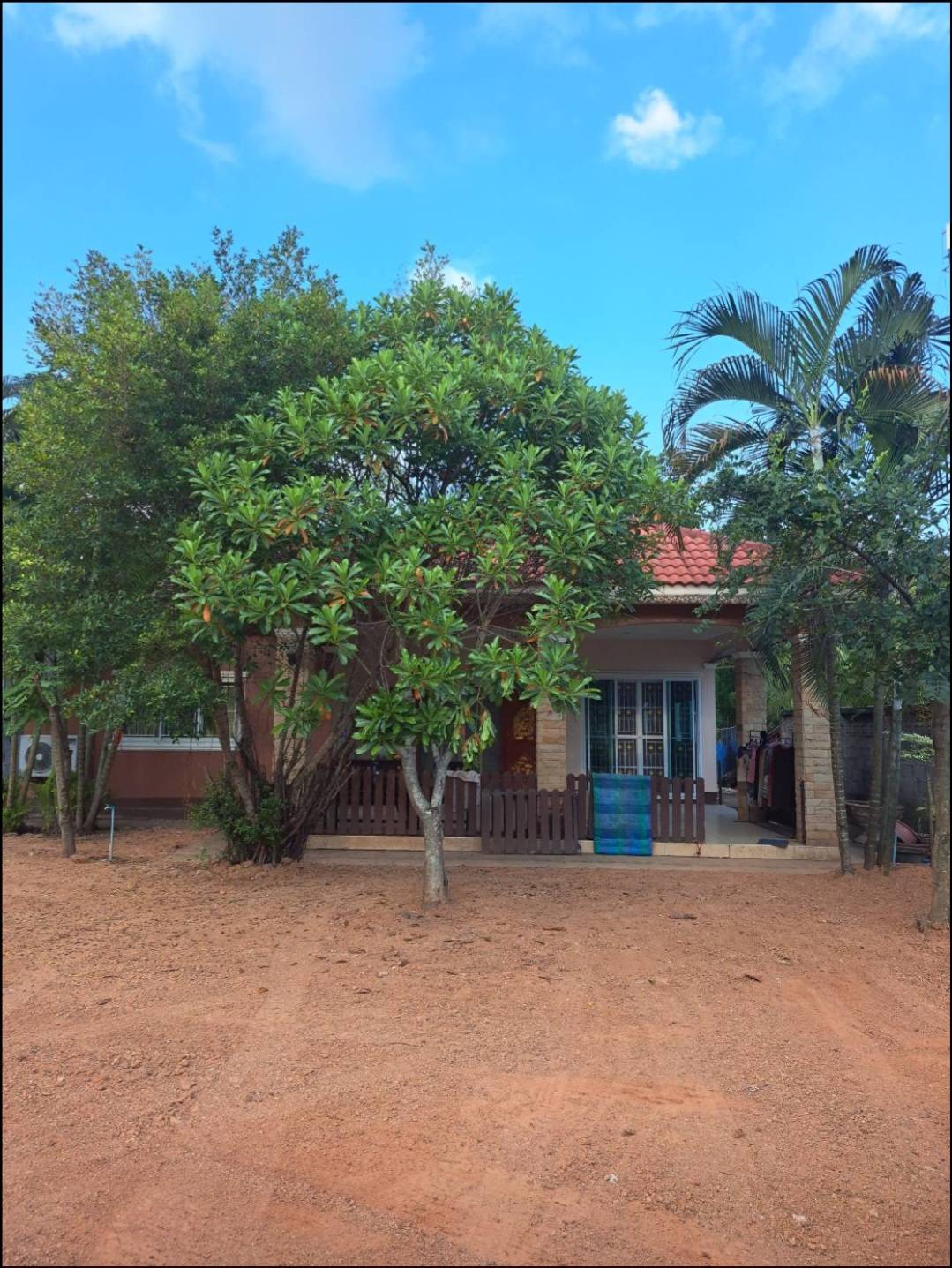 ประกาศฟรี! ซื้อ-ขาย-เช่า คอนโด บ้าน ทาวน์โฮม ที่ดิน และพื้นที่เชิงพาณิชย์ทั่วประเทศไทย ทุกทำเล ทุกงบประมาณ ไม่มีค่าใช้จ่าย ลงง่าย ขายไว เข้าถึงผู้ซื้อโดยตรง 2 318148pic1.jpg