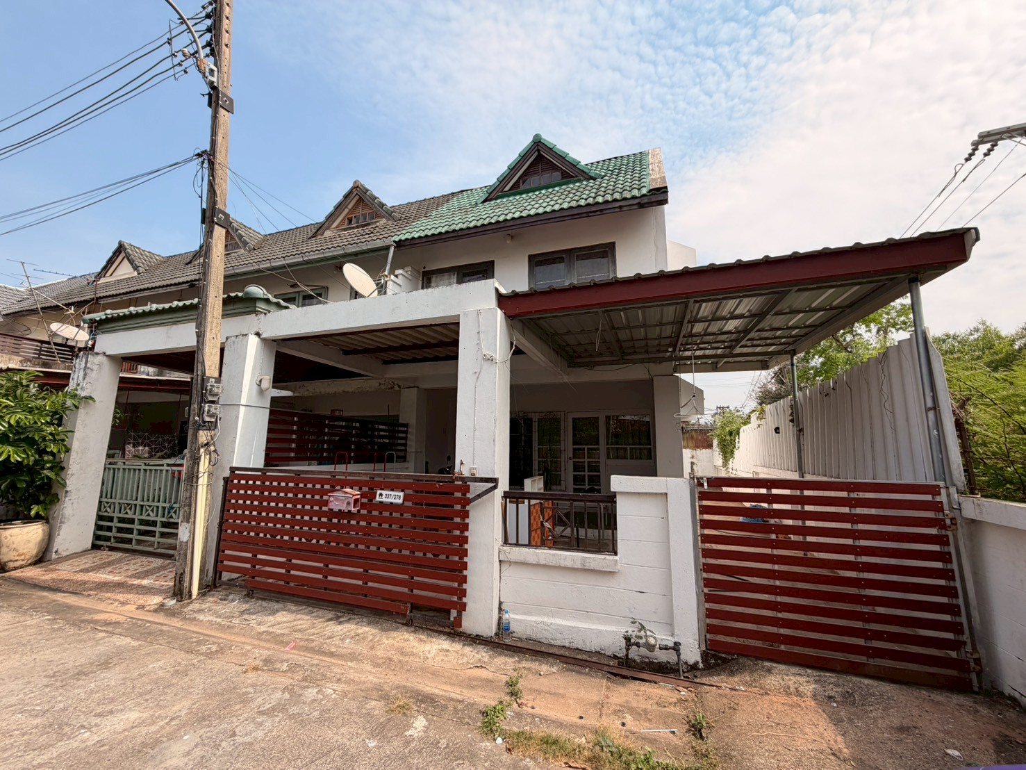 ประกาศฟรี! ซื้อ-ขาย-เช่า คอนโด บ้าน ทาวน์โฮม ที่ดิน และพื้นที่เชิงพาณิชย์ทั่วประเทศไทย ทุกทำเล ทุกงบประมาณ ไม่มีค่าใช้จ่าย ลงง่าย ขายไว เข้าถึงผู้ซื้อโดยตรง 2 317948pic1.jpg