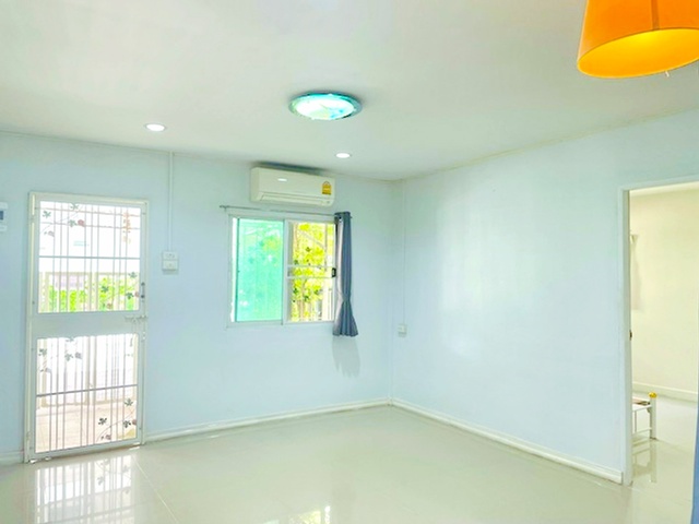 ประกาศฟรี! ซื้อ-ขาย-เช่า คอนโด บ้าน ทาวน์โฮม ที่ดิน และพื้นที่เชิงพาณิชย์ทั่วประเทศไทย ทุกทำเล ทุกงบประมาณ ไม่มีค่าใช้จ่าย ลงง่าย ขายไว เข้าถึงผู้ซื้อโดยตรง 3 259947pic2.jpg