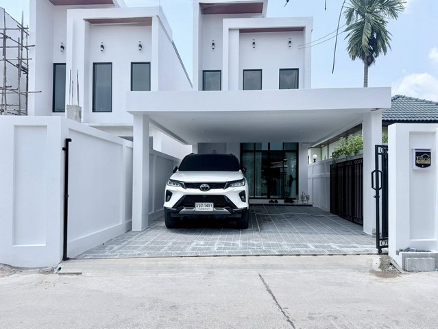 ประกาศฟรี! ซื้อ-ขาย-เช่า คอนโด บ้าน ทาวน์โฮม ที่ดิน และพื้นที่เชิงพาณิชย์ทั่วประเทศไทย ทุกทำเล ทุกงบประมาณ ไม่มีค่าใช้จ่าย ลงง่าย ขายไว เข้าถึงผู้ซื้อโดยตรง 2 318163pic1.jpg