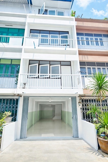 ประกาศฟรี! ซื้อ-ขาย-เช่า คอนโด บ้าน ทาวน์โฮม ที่ดิน และพื้นที่เชิงพาณิชย์ทั่วประเทศไทย ทุกทำเล ทุกงบประมาณ ไม่มีค่าใช้จ่าย ลงง่าย ขายไว เข้าถึงผู้ซื้อโดยตรง 2 259937pic1.jpg