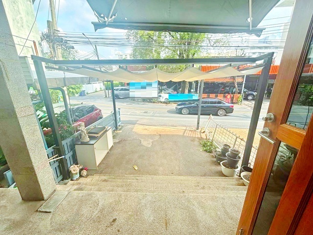 ประกาศฟรี! ซื้อ-ขาย-เช่า คอนโด บ้าน ทาวน์โฮม ที่ดิน และพื้นที่เชิงพาณิชย์ทั่วประเทศไทย ทุกทำเล ทุกงบประมาณ ไม่มีค่าใช้จ่าย ลงง่าย ขายไว เข้าถึงผู้ซื้อโดยตรง 4 318176pic3.jpg