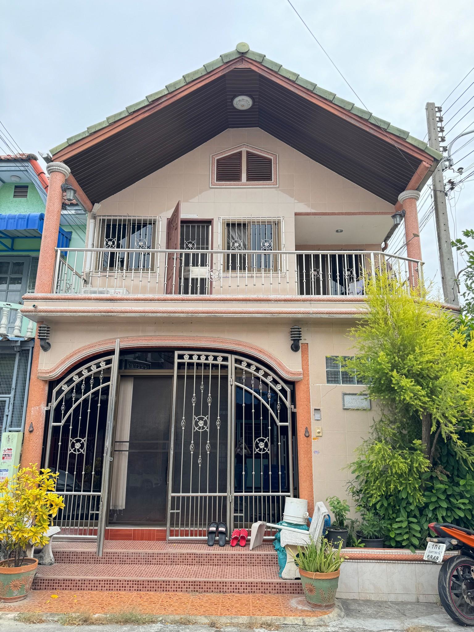 ประกาศฟรี! ซื้อ-ขาย-เช่า คอนโด บ้าน ทาวน์โฮม ที่ดิน และพื้นที่เชิงพาณิชย์ทั่วประเทศไทย ทุกทำเล ทุกงบประมาณ ไม่มีค่าใช้จ่าย ลงง่าย ขายไว เข้าถึงผู้ซื้อโดยตรง 3 318194pic2.jpg