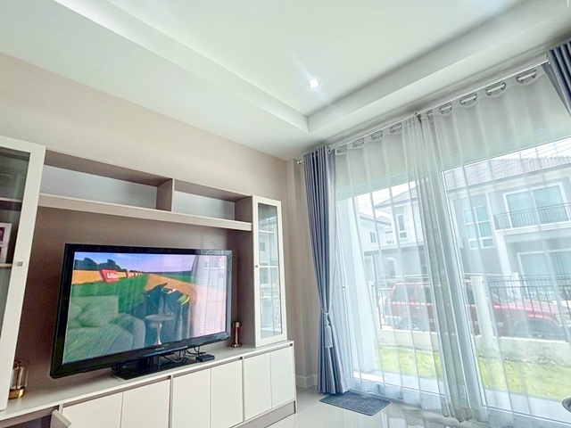 ประกาศฟรี! ซื้อ-ขาย-เช่า คอนโด บ้าน ทาวน์โฮม ที่ดิน และพื้นที่เชิงพาณิชย์ทั่วประเทศไทย ทุกทำเล ทุกงบประมาณ ไม่มีค่าใช้จ่าย ลงง่าย ขายไว เข้าถึงผู้ซื้อโดยตรง 4 318171pic3.jpg