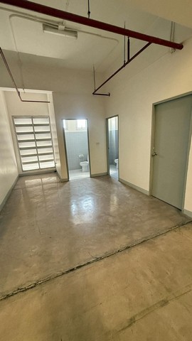 ประกาศฟรี! ซื้อ-ขาย-เช่า คอนโด บ้าน ทาวน์โฮม ที่ดิน และพื้นที่เชิงพาณิชย์ทั่วประเทศไทย ทุกทำเล ทุกงบประมาณ ไม่มีค่าใช้จ่าย ลงง่าย ขายไว เข้าถึงผู้ซื้อโดยตรง 5 318200pic4.jpg