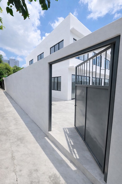 ประกาศฟรี! ซื้อ-ขาย-เช่า คอนโด บ้าน ทาวน์โฮม ที่ดิน และพื้นที่เชิงพาณิชย์ทั่วประเทศไทย ทุกทำเล ทุกงบประมาณ ไม่มีค่าใช้จ่าย ลงง่าย ขายไว เข้าถึงผู้ซื้อโดยตรง 5 318093pic4.jpg