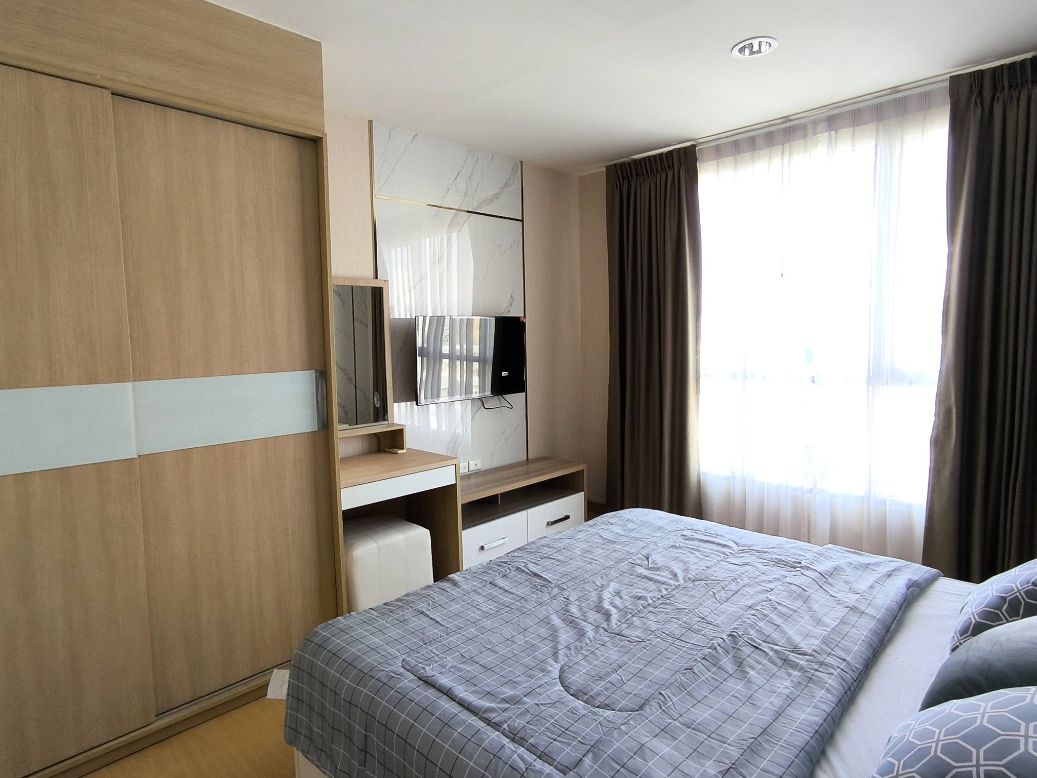 ประกาศฟรี! ซื้อ-ขาย-เช่า คอนโด บ้าน ทาวน์โฮม ที่ดิน และพื้นที่เชิงพาณิชย์ทั่วประเทศไทย ทุกทำเล ทุกงบประมาณ ไม่มีค่าใช้จ่าย ลงง่าย ขายไว เข้าถึงผู้ซื้อโดยตรง 2 520019pic1.jpg