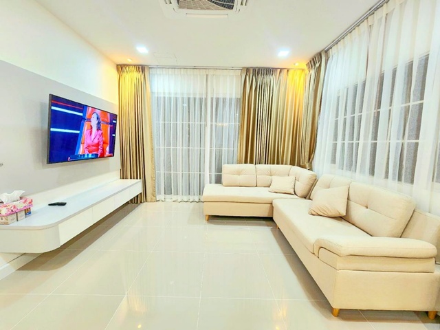 ประกาศฟรี! ซื้อ-ขาย-เช่า คอนโด บ้าน ทาวน์โฮม ที่ดิน และพื้นที่เชิงพาณิชย์ทั่วประเทศไทย ทุกทำเล ทุกงบประมาณ ไม่มีค่าใช้จ่าย ลงง่าย ขายไว เข้าถึงผู้ซื้อโดยตรง 5 260738pic4.jpg