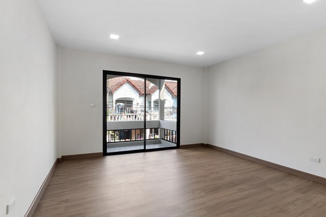 ประกาศฟรี! ซื้อ-ขาย-เช่า คอนโด บ้าน ทาวน์โฮม ที่ดิน และพื้นที่เชิงพาณิชย์ทั่วประเทศไทย ทุกทำเล ทุกงบประมาณ ไม่มีค่าใช้จ่าย ลงง่าย ขายไว เข้าถึงผู้ซื้อโดยตรง 5 318219pic4.jpg