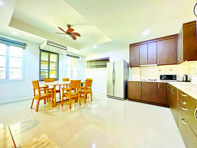 ประกาศฟรี! ซื้อ-ขาย-เช่า คอนโด บ้าน ทาวน์โฮม ที่ดิน และพื้นที่เชิงพาณิชย์ทั่วประเทศไทย ทุกทำเล ทุกงบประมาณ ไม่มีค่าใช้จ่าย ลงง่าย ขายไว เข้าถึงผู้ซื้อโดยตรง 4 260728pic3.jpg