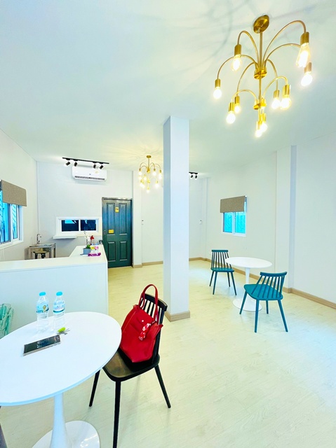 ประกาศฟรี! ซื้อ-ขาย-เช่า คอนโด บ้าน ทาวน์โฮม ที่ดิน และพื้นที่เชิงพาณิชย์ทั่วประเทศไทย ทุกทำเล ทุกงบประมาณ ไม่มีค่าใช้จ่าย ลงง่าย ขายไว เข้าถึงผู้ซื้อโดยตรง 4 260715pic3.jpg