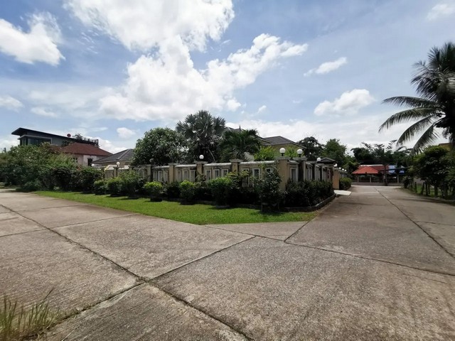 ประกาศฟรี! ซื้อ-ขาย-เช่า คอนโด บ้าน ทาวน์โฮม ที่ดิน และพื้นที่เชิงพาณิชย์ทั่วประเทศไทย ทุกทำเล ทุกงบประมาณ ไม่มีค่าใช้จ่าย ลงง่าย ขายไว เข้าถึงผู้ซื้อโดยตรง 3 259620pic2.jpg