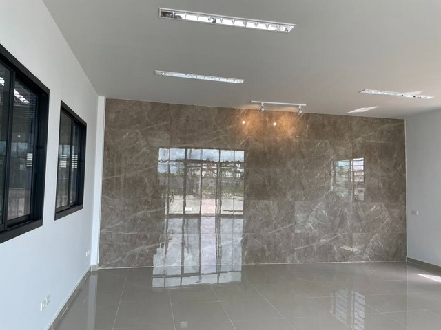 ประกาศฟรี! ซื้อ-ขาย-เช่า คอนโด บ้าน ทาวน์โฮม ที่ดิน และพื้นที่เชิงพาณิชย์ทั่วประเทศไทย ทุกทำเล ทุกงบประมาณ ไม่มีค่าใช้จ่าย ลงง่าย ขายไว เข้าถึงผู้ซื้อโดยตรง 5 520400pic4.jpg