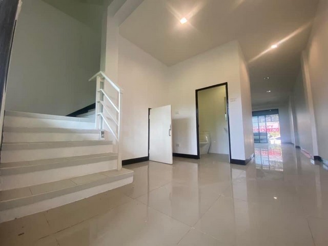 ประกาศฟรี! ซื้อ-ขาย-เช่า คอนโด บ้าน ทาวน์โฮม ที่ดิน และพื้นที่เชิงพาณิชย์ทั่วประเทศไทย ทุกทำเล ทุกงบประมาณ ไม่มีค่าใช้จ่าย ลงง่าย ขายไว เข้าถึงผู้ซื้อโดยตรง 3 15471pic2.jpg