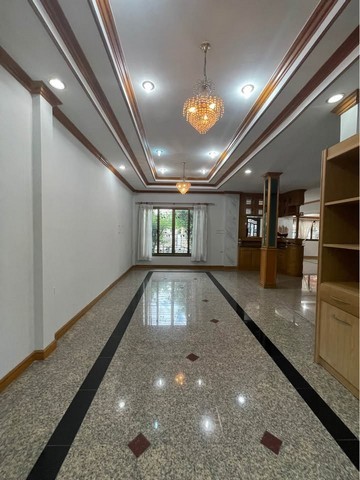 ประกาศฟรี! ซื้อ-ขาย-เช่า คอนโด บ้าน ทาวน์โฮม ที่ดิน และพื้นที่เชิงพาณิชย์ทั่วประเทศไทย ทุกทำเล ทุกงบประมาณ ไม่มีค่าใช้จ่าย ลงง่าย ขายไว เข้าถึงผู้ซื้อโดยตรง 5 520399pic4.jpg