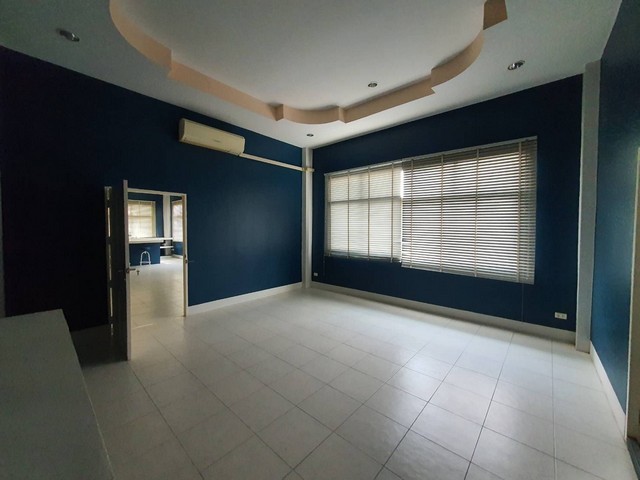 ประกาศฟรี! ซื้อ-ขาย-เช่า คอนโด บ้าน ทาวน์โฮม ที่ดิน และพื้นที่เชิงพาณิชย์ทั่วประเทศไทย ทุกทำเล ทุกงบประมาณ ไม่มีค่าใช้จ่าย ลงง่าย ขายไว เข้าถึงผู้ซื้อโดยตรง 5 318279pic4.jpg