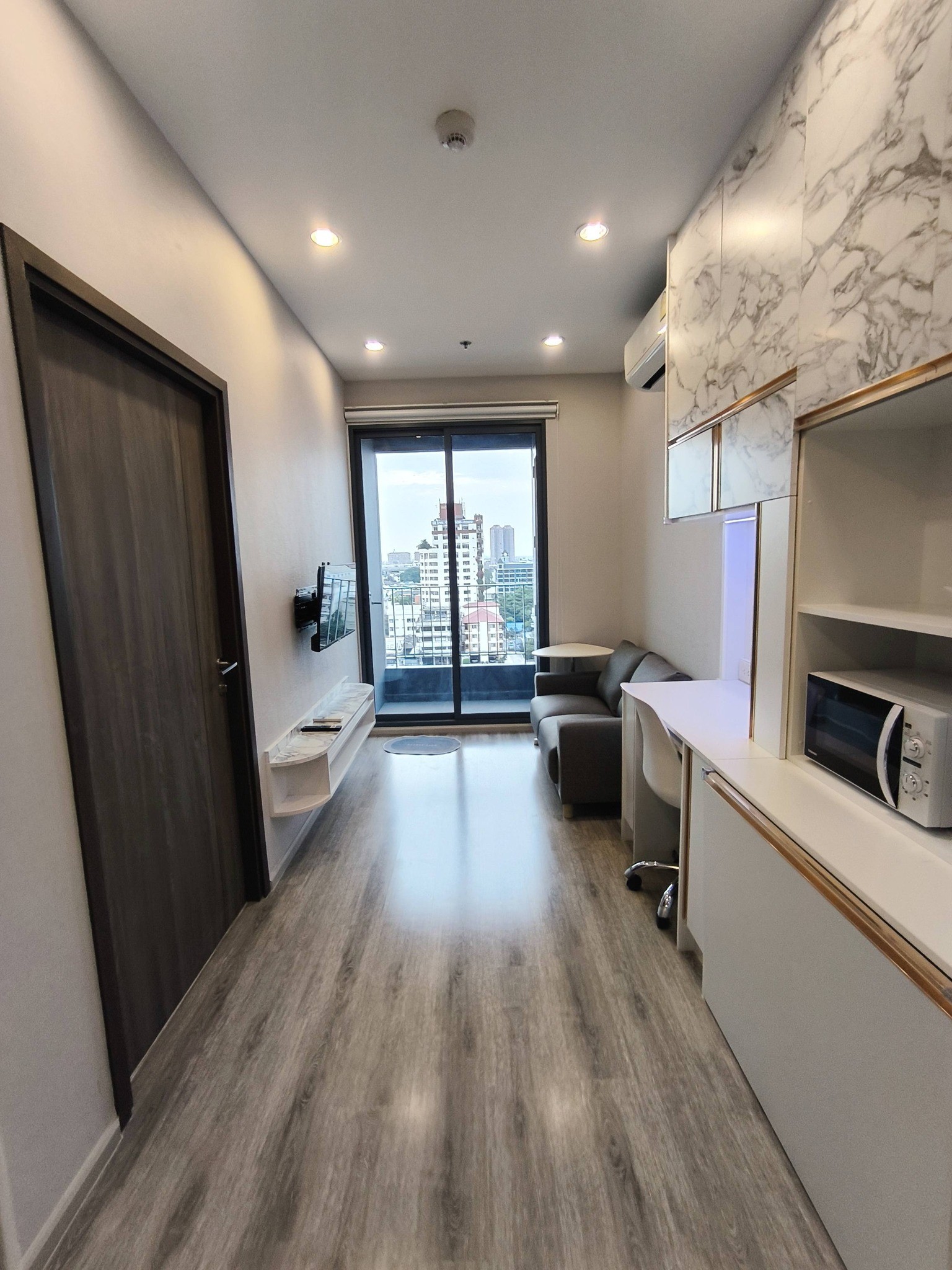 ประกาศฟรี! ซื้อ-ขาย-เช่า คอนโด บ้าน ทาวน์โฮม ที่ดิน และพื้นที่เชิงพาณิชย์ทั่วประเทศไทย ทุกทำเล ทุกงบประมาณ ไม่มีค่าใช้จ่าย ลงง่าย ขายไว เข้าถึงผู้ซื้อโดยตรง 3 520033pic2.jpg