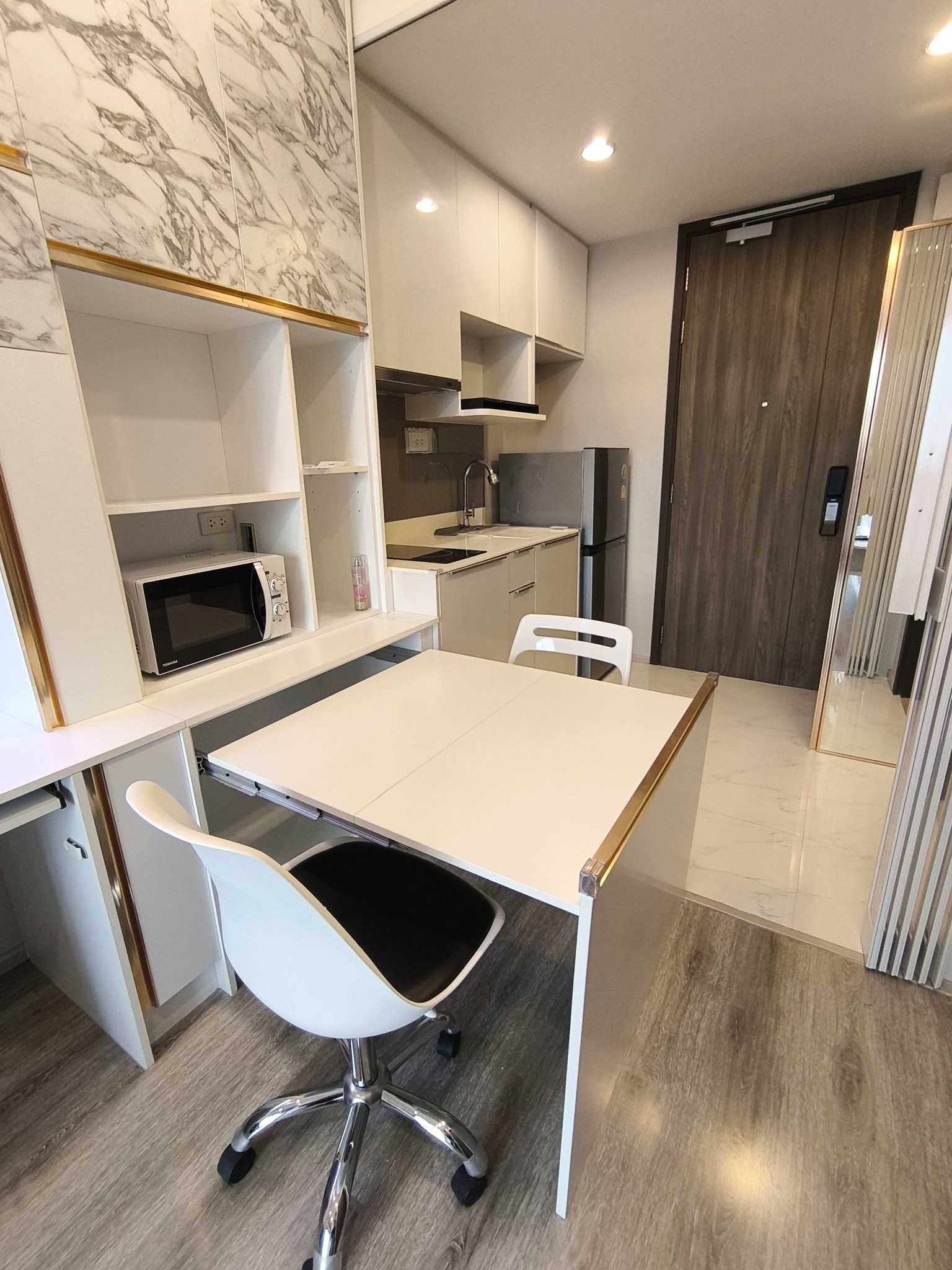 ประกาศฟรี! ซื้อ-ขาย-เช่า คอนโด บ้าน ทาวน์โฮม ที่ดิน และพื้นที่เชิงพาณิชย์ทั่วประเทศไทย ทุกทำเล ทุกงบประมาณ ไม่มีค่าใช้จ่าย ลงง่าย ขายไว เข้าถึงผู้ซื้อโดยตรง 4 520033pic3.jpg