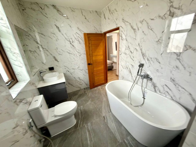 ประกาศฟรี! ซื้อ-ขาย-เช่า คอนโด บ้าน ทาวน์โฮม ที่ดิน และพื้นที่เชิงพาณิชย์ทั่วประเทศไทย ทุกทำเล ทุกงบประมาณ ไม่มีค่าใช้จ่าย ลงง่าย ขายไว เข้าถึงผู้ซื้อโดยตรง 5 318288pic4.jpg